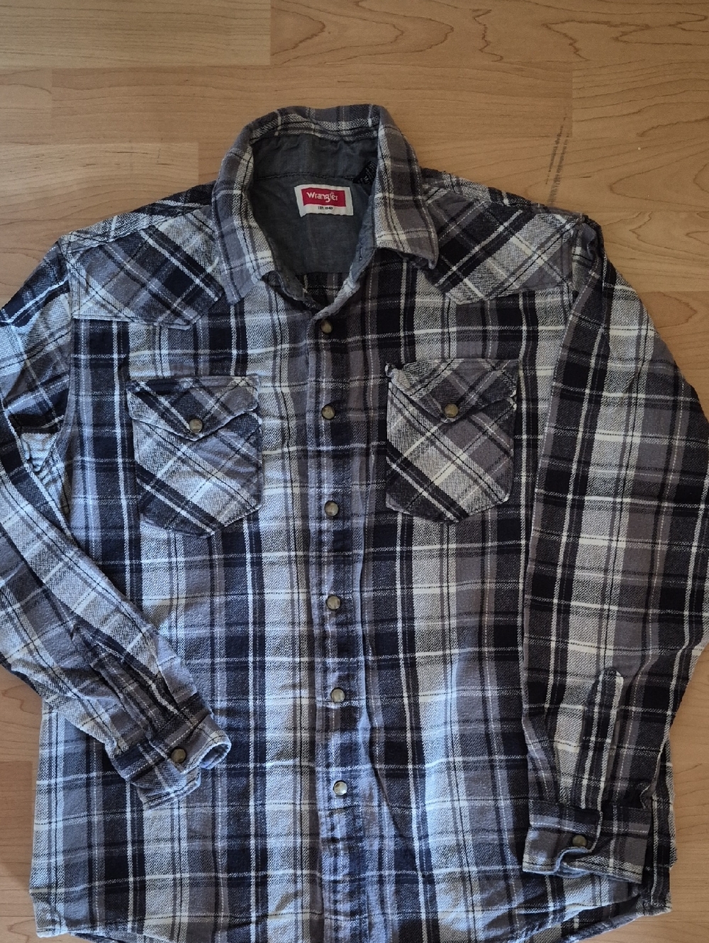 Wrangler Black and Gray Plaid Button-Up Western Shirt, Med